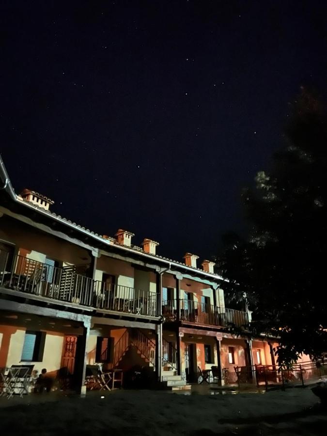 Apartamentos Dona Jimena Del Ambroz 4 Estrellas Complejo Unico En El Centro Del Pueblo - Piscina Ya Abierta Hervás Esterno foto