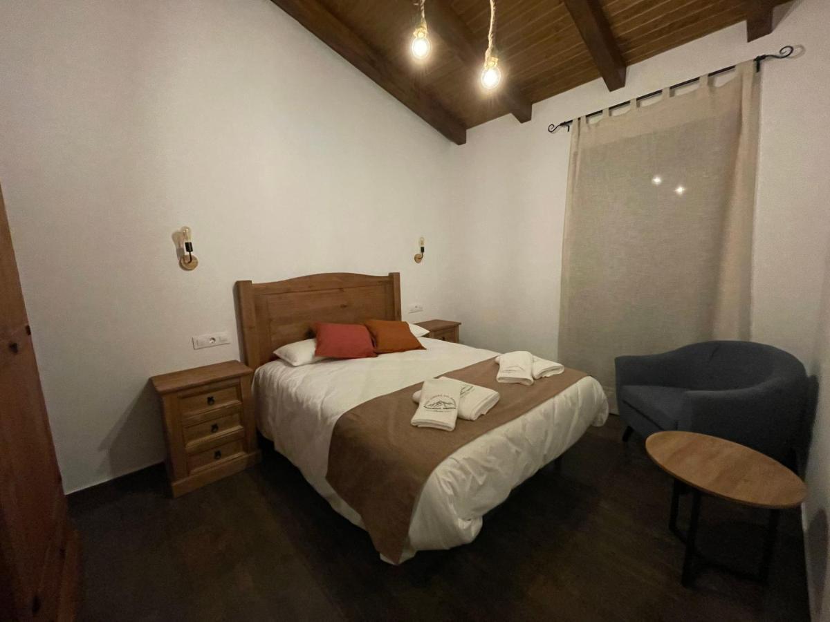 Apartamentos Dona Jimena Del Ambroz 4 Estrellas Complejo Unico En El Centro Del Pueblo - Piscina Ya Abierta Hervás Esterno foto