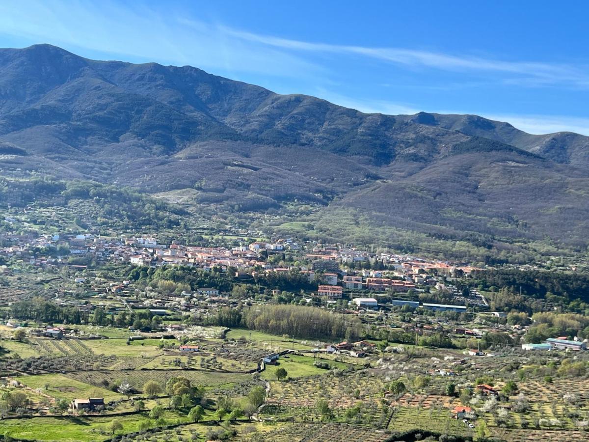 Apartamentos Dona Jimena Del Ambroz 4 Estrellas Complejo Unico En El Centro Del Pueblo - Piscina Ya Abierta Hervás Esterno foto